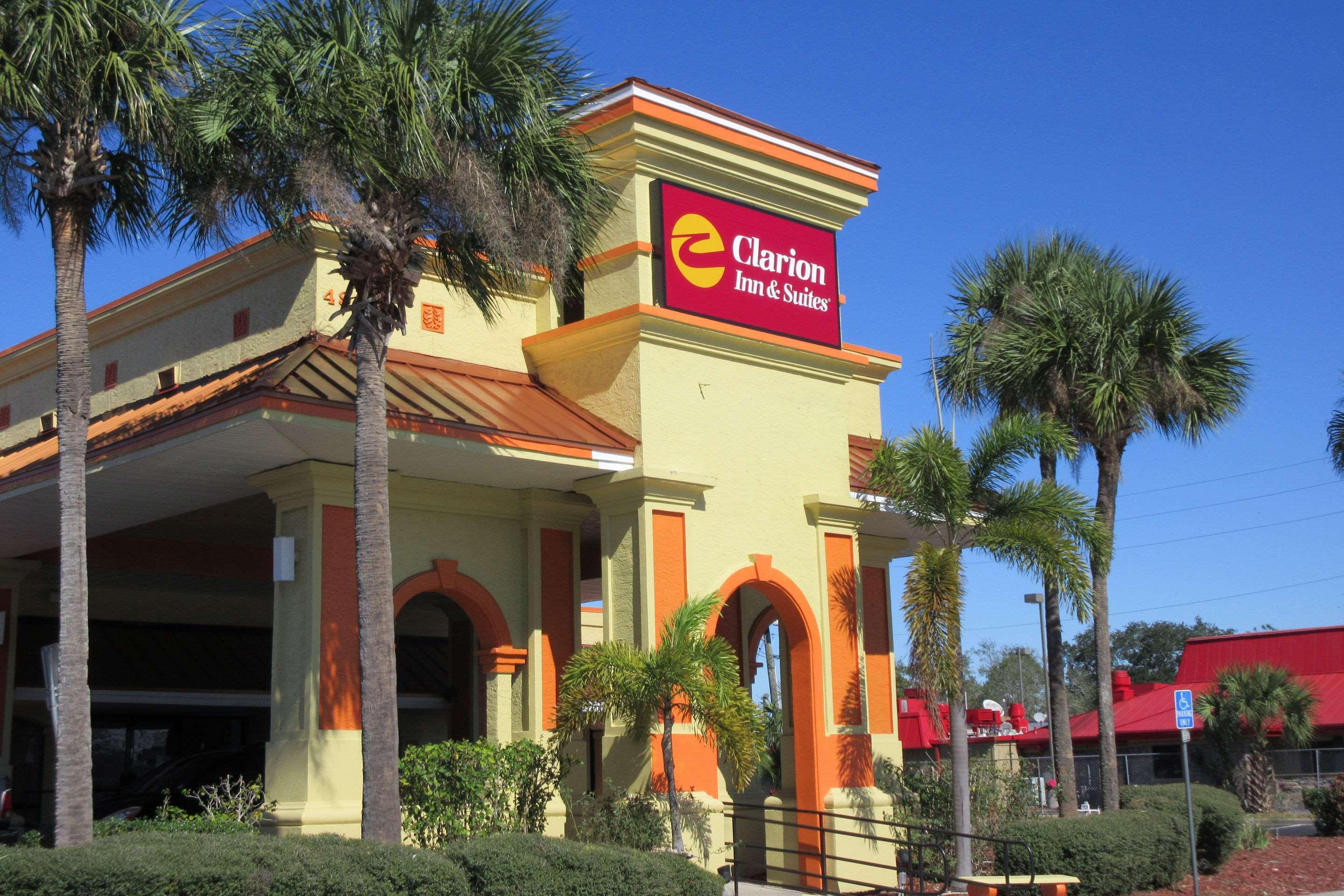 Clarion Inn & Suites Kissimmee-Lake Buena Vista South Eksteriør bilde