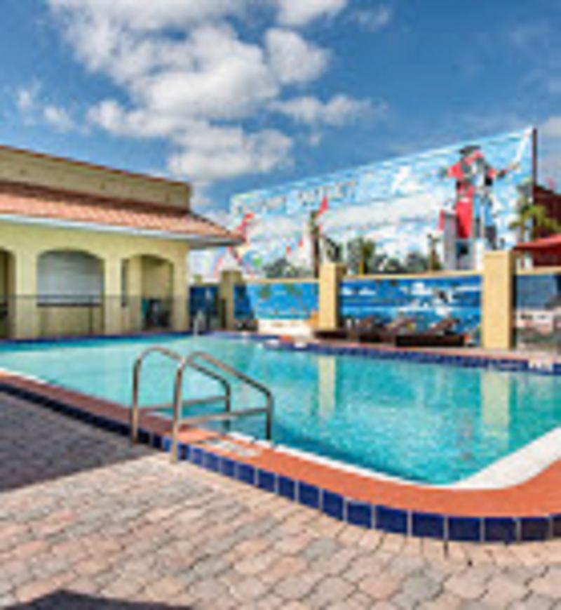 Clarion Inn & Suites Kissimmee-Lake Buena Vista South Eksteriør bilde