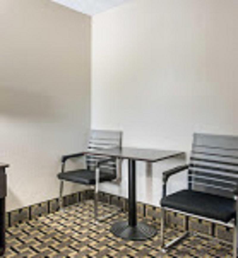 Clarion Inn & Suites Kissimmee-Lake Buena Vista South Eksteriør bilde